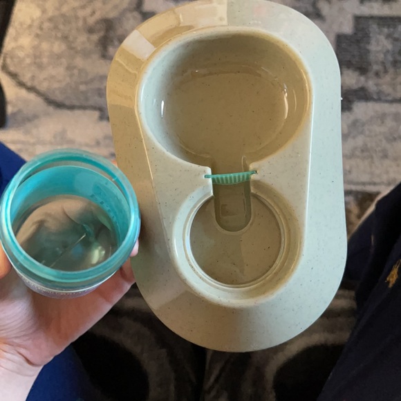 Fluker labs water bowl - Picture 6 of 7